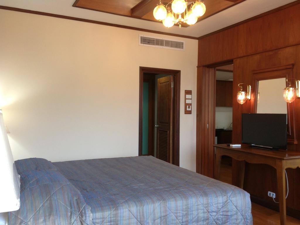 Phucome Khách sạn 4*